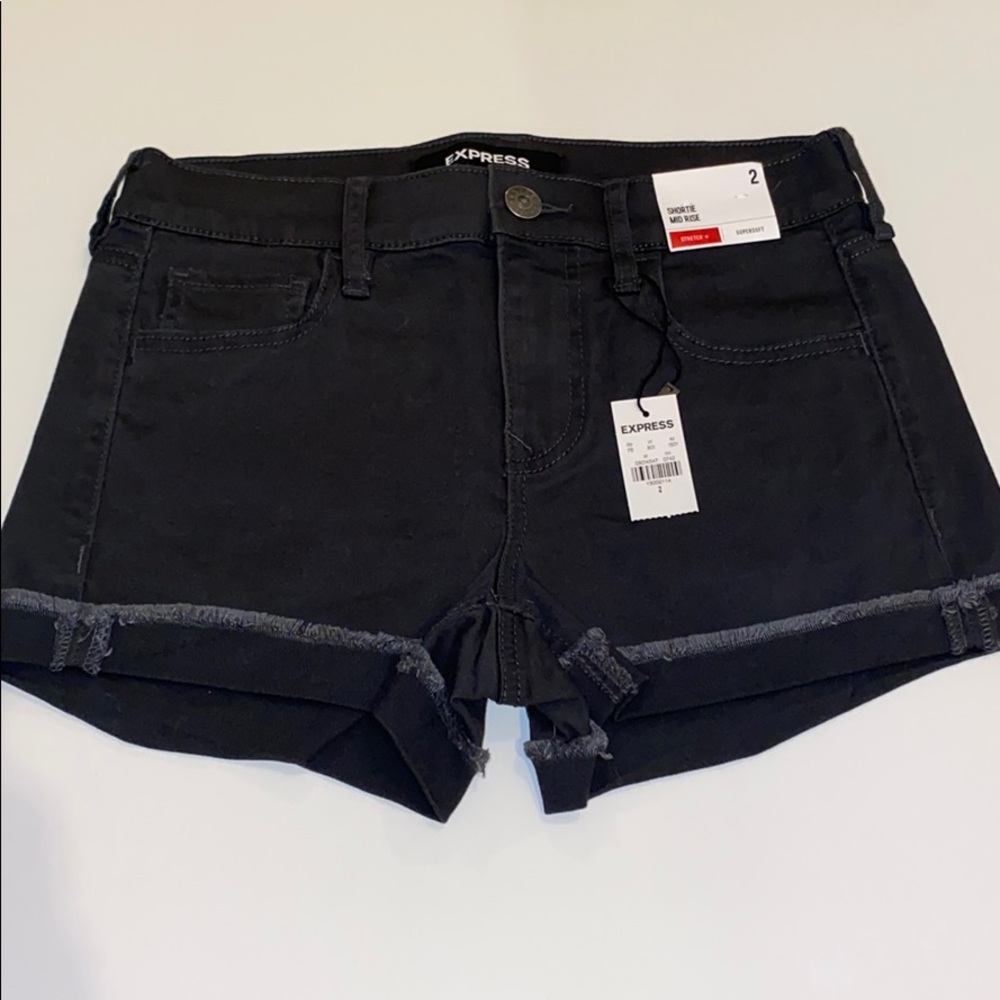 Express Shorts